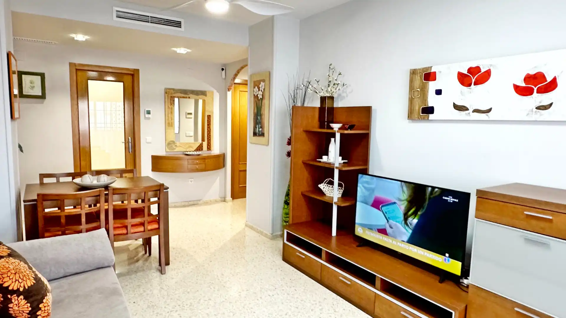 Sala de estar de Apartamento de alquiler en Gandia con Aire acondicionado, Calefacción y Terraza