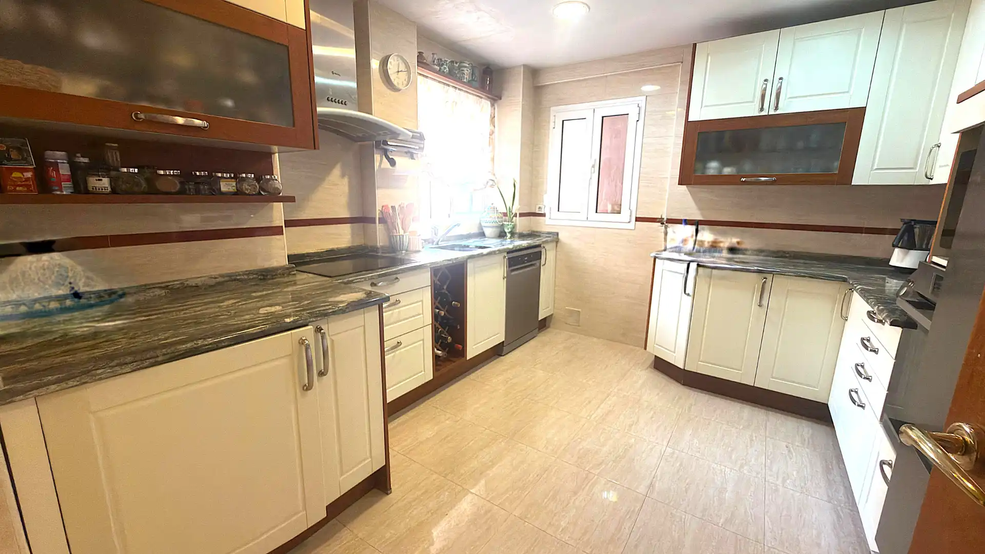Piso en venta en Calle de Argentina, Valleaguado - La Cañada