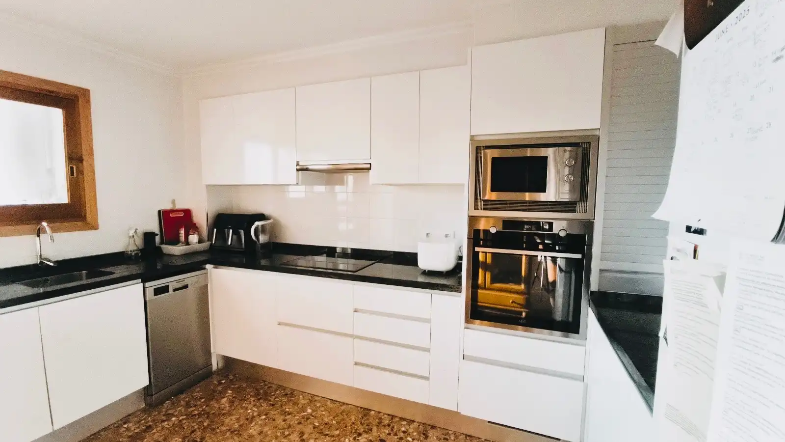 Kitchen of Apartments for sale in Oliva  with Air Conditioner, Heating and Terrace