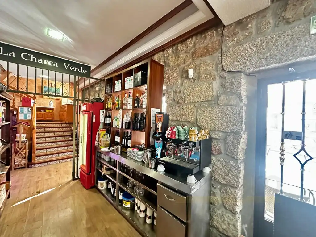 Edificio en venta en Manzanares El Real