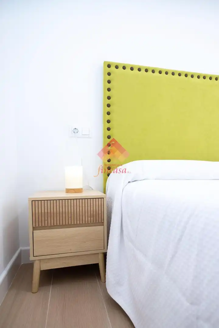 Bedroom of Flat for sale in Ronda  with Heating, Terrace and Furnished