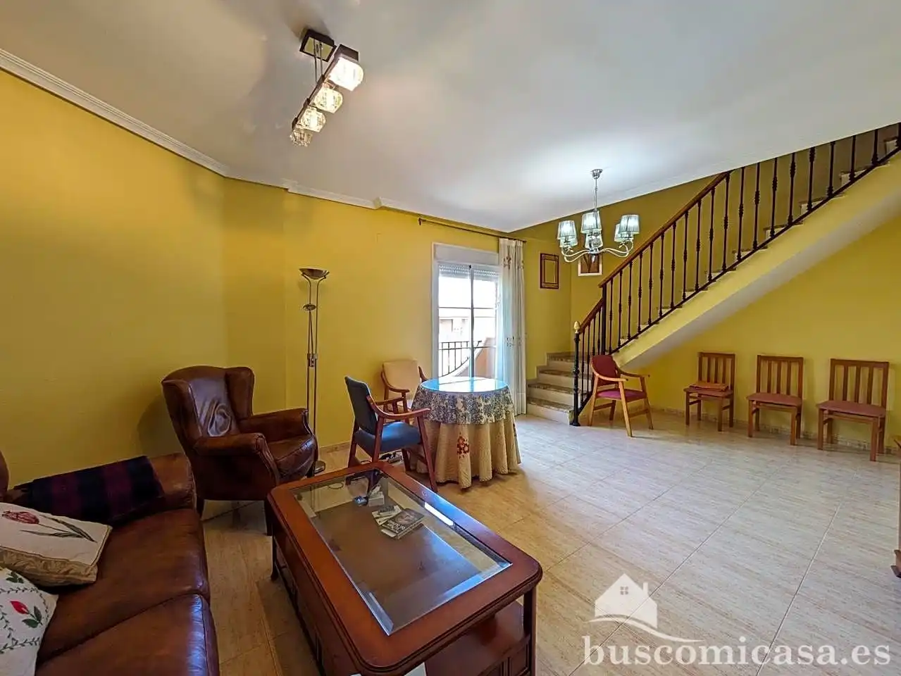 Wohnzimmer von Maisonette zum Verkauf in Linares mit Klimaanlage, Heizung und Abstellraum