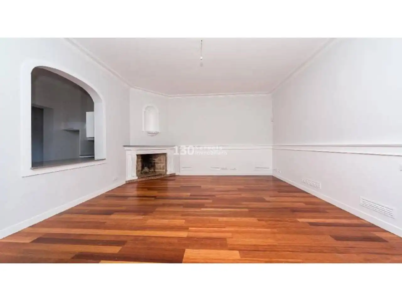 Flat with garden for sale in Calle Vallirana