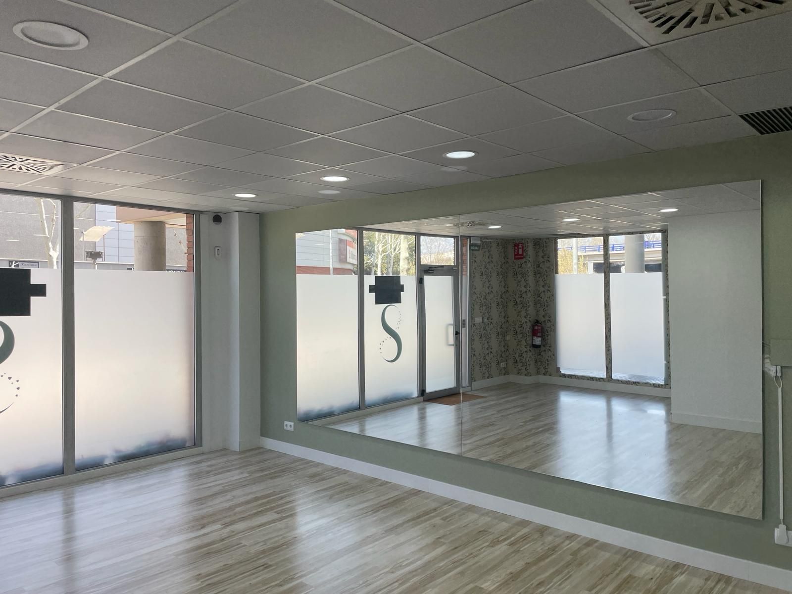 Office to rent in Mollet del Vallès  with Air Conditioner and Heating