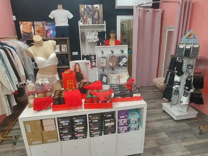 Local comercial en traspaso en Carrer de Cuba 29, imagen 17