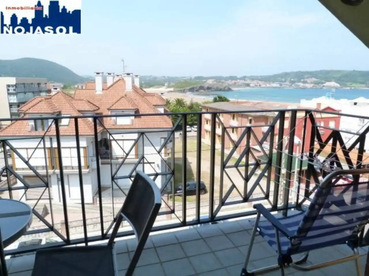 Terraza de Apartamento de alquiler en Noja con Calefacción, Terraza y Amueblado