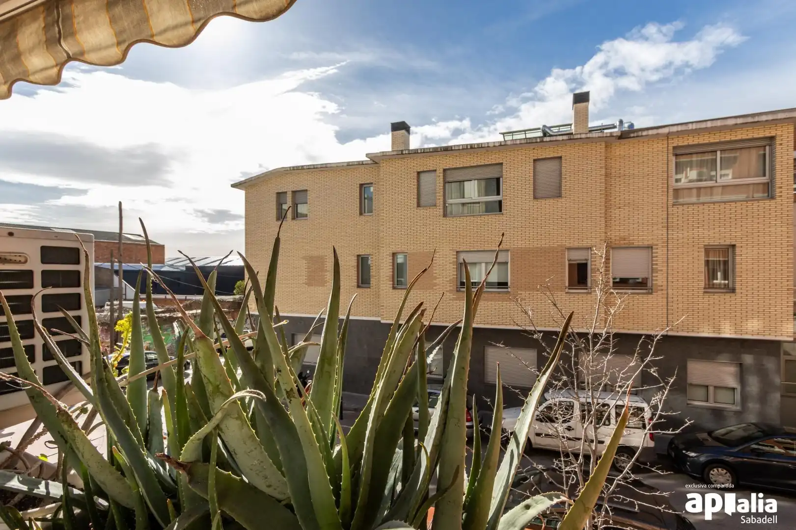 Vista exterior de Dúplex en venda en Sabadell