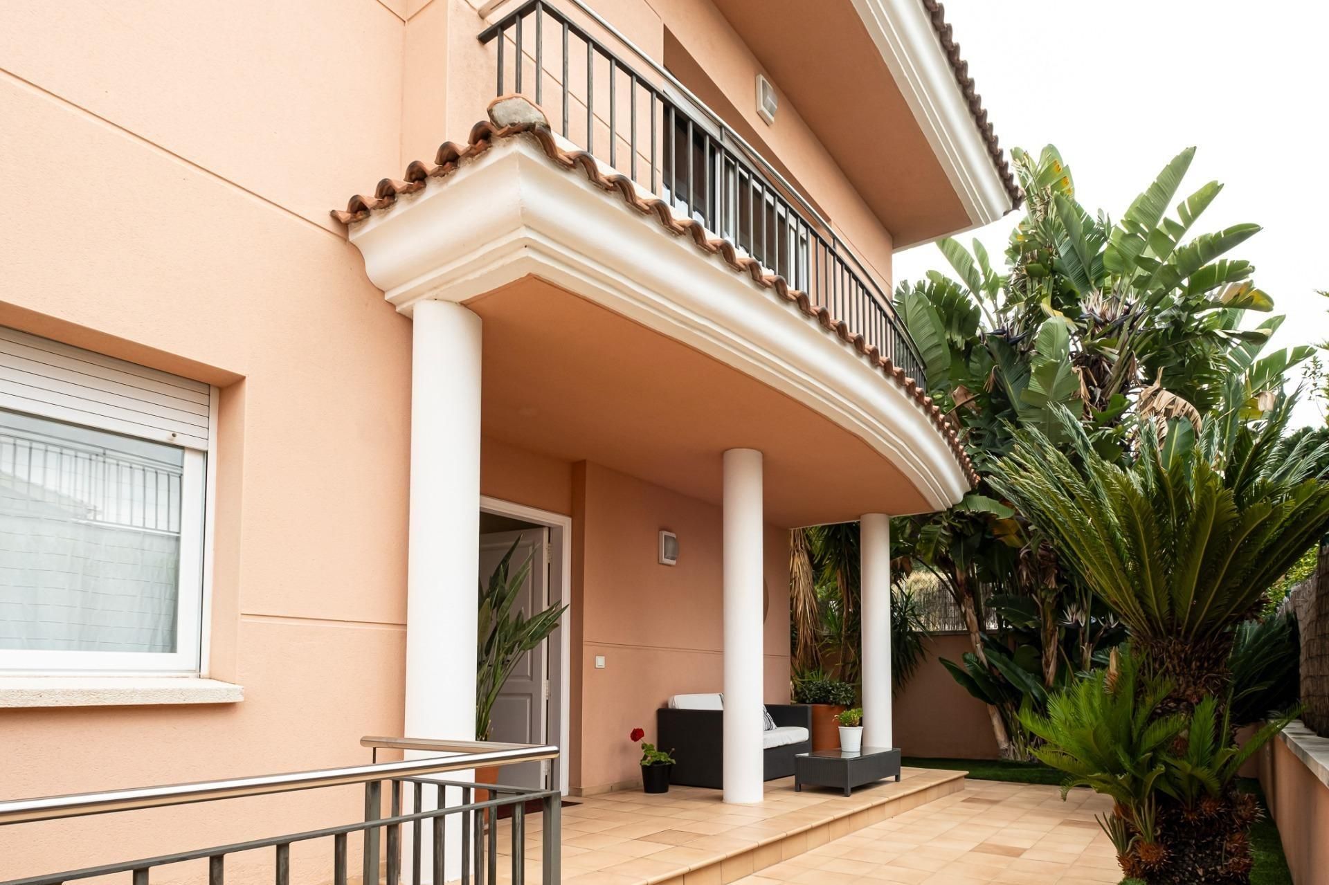 Terrace of House or chalet for sale in Vilassar de Dalt  with Air Conditioner, Heating and Private garden