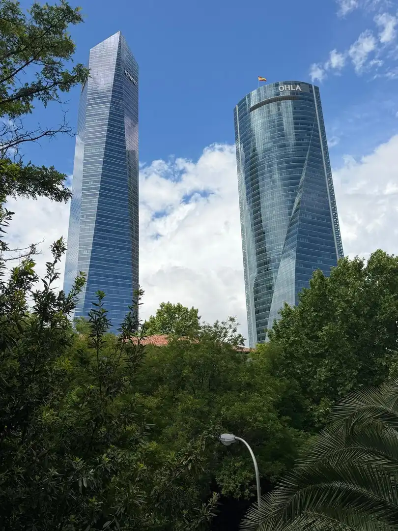 Exterior view of Flat for rent in Madrid  with Air Conditioner and Heating