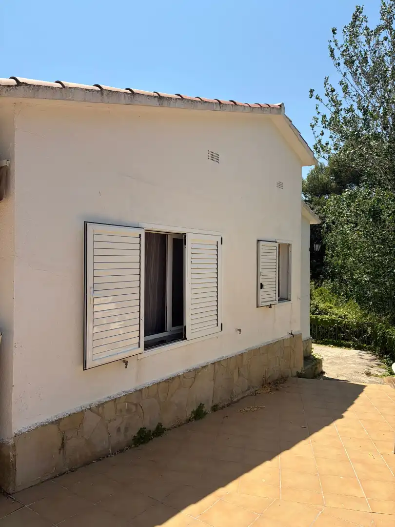 Vista exterior de Casa o chalet en venta en La Pobla de Montornès   con Aire acondicionado, Calefacción y Jardín privado
