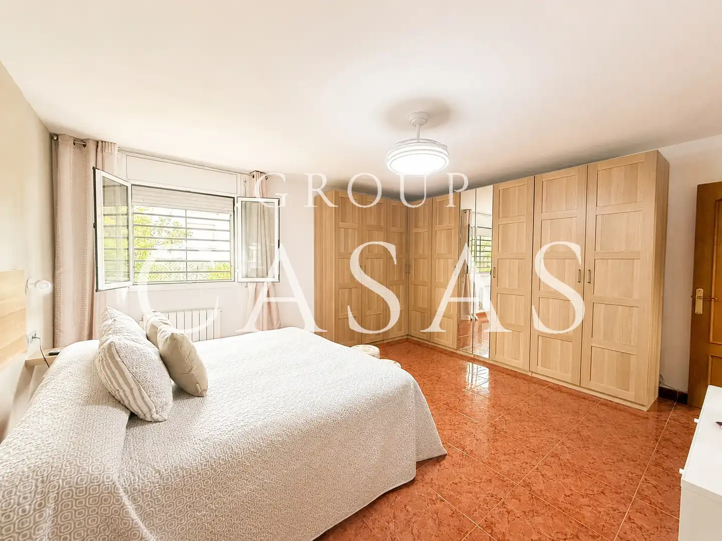 House with pool for sale in Avinguda Pont del Lledoner, imagen 7