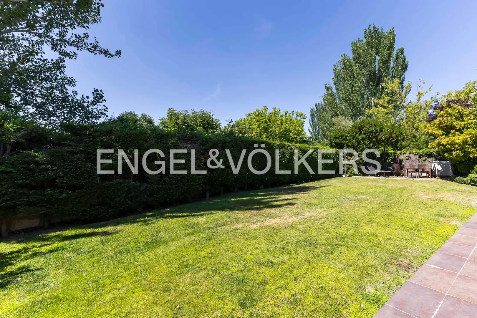 Houses for sale in La Moraleja  with Air Conditioner, Heating and Private garden