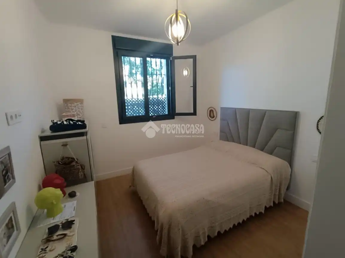 Habitación de Piso en venta en Sevilla con Aire acondicionado