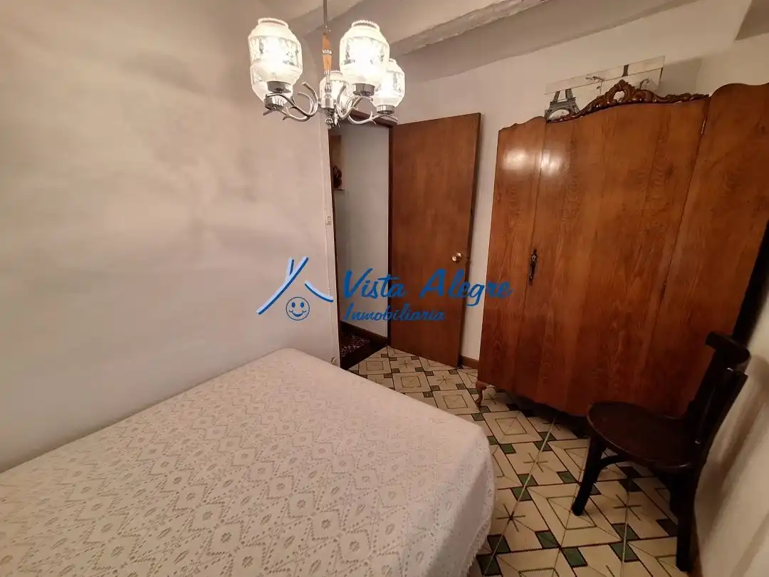 Habitación de Casa o chalet en venta en Ollauri con Calefacción, Trastero y Amueblado