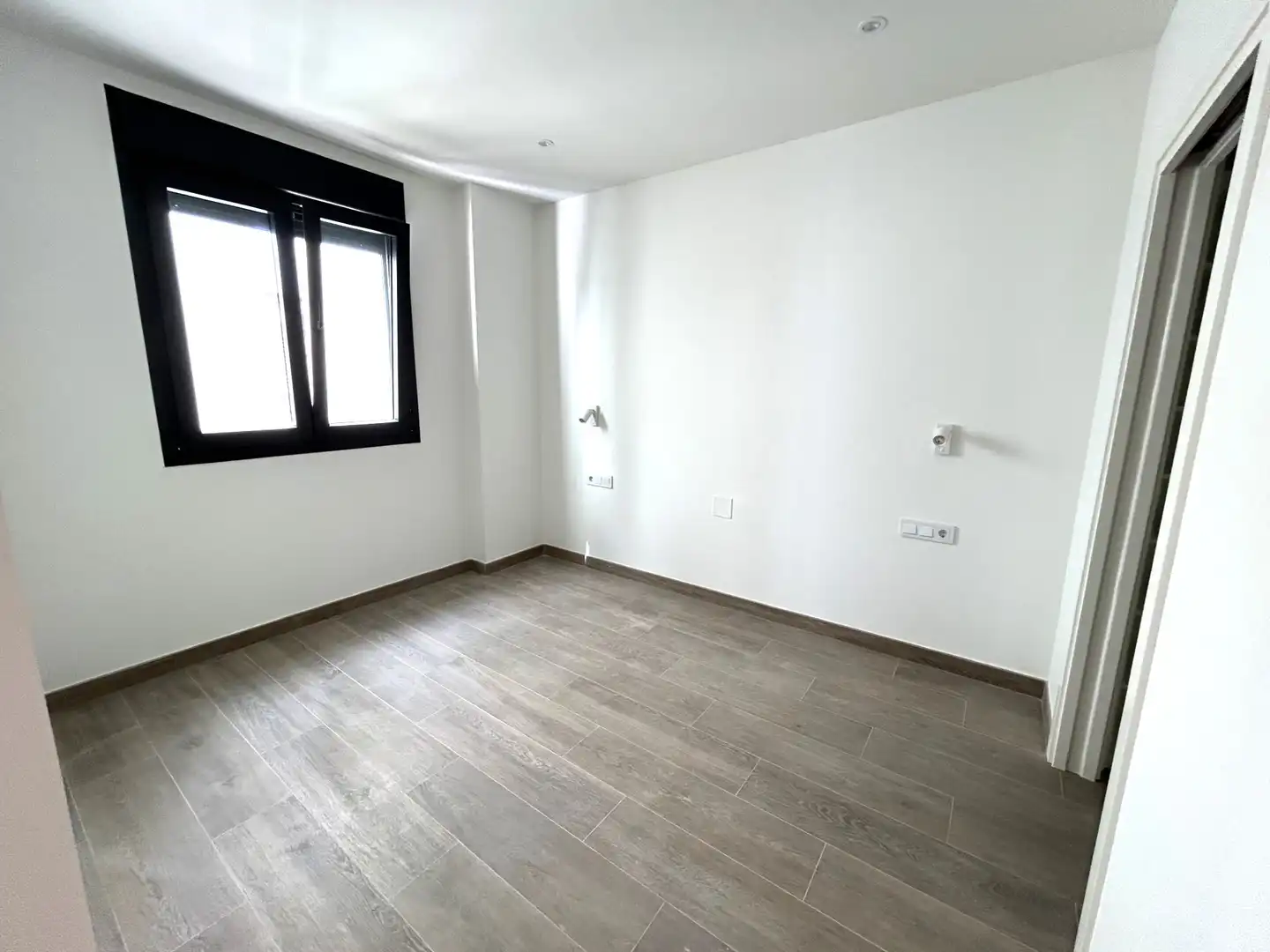 Bedroom of Flat for rent in Málaga  with Air Conditioner, Heating and Oven