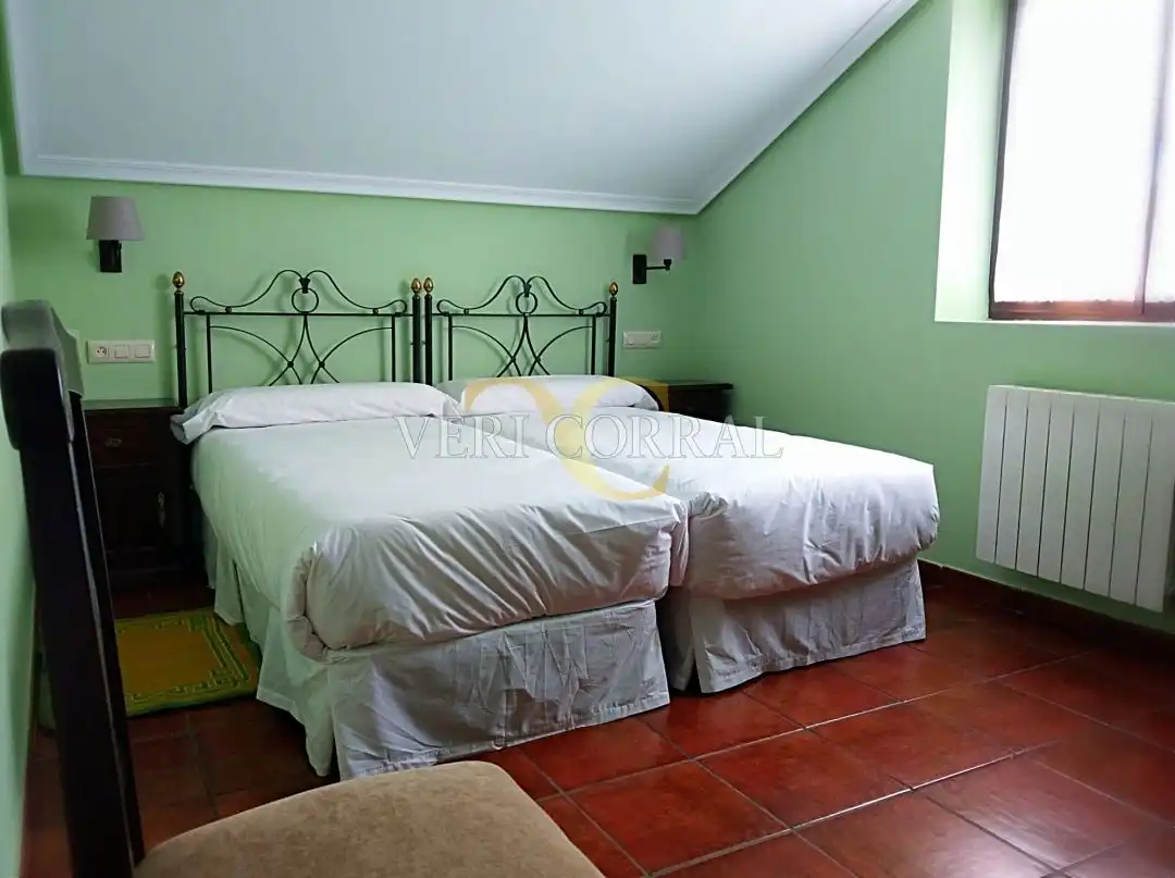 Habitación de Edificio en venta en Llanes
