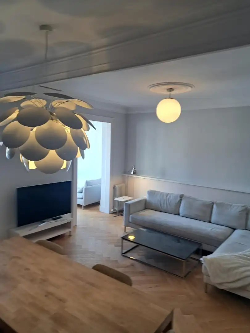 Sala d'estar de Pis en venda en Barcelona amb Aire condicionat, Calefacció i Parquet