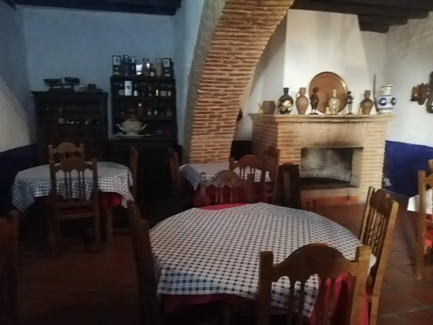 Local de lloguer en Mascaraque amb Aire condicionat