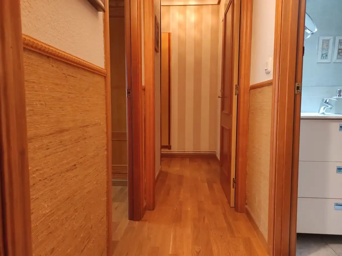 Wohnung zur Miete in Albacete mit Klimaanlage, Heizung und Parkett