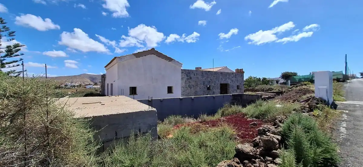 Casa o xalet en venda en La Oliva amb Jardí privat i Terrassa