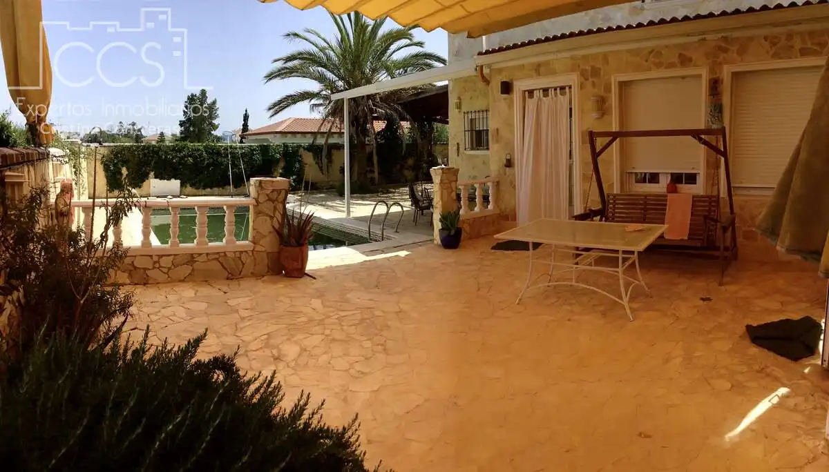 Villa mit Pool zum Verkauf in Lepe, imagen 3