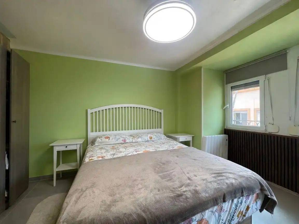 Habitación de Piso en venta en Valencia con Calefacción