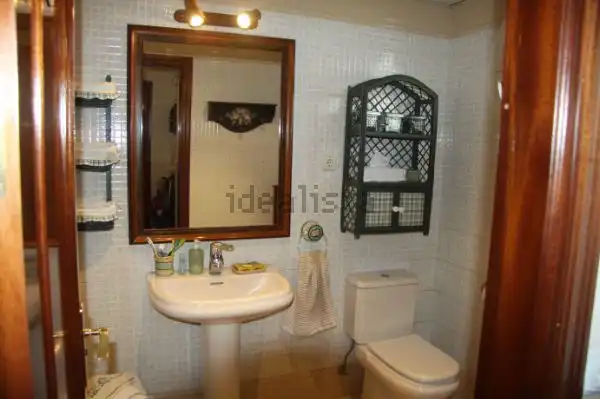 Baño de Casa adosada en venta en Melilla con Aire acondicionado, Jardín privado y Parquet