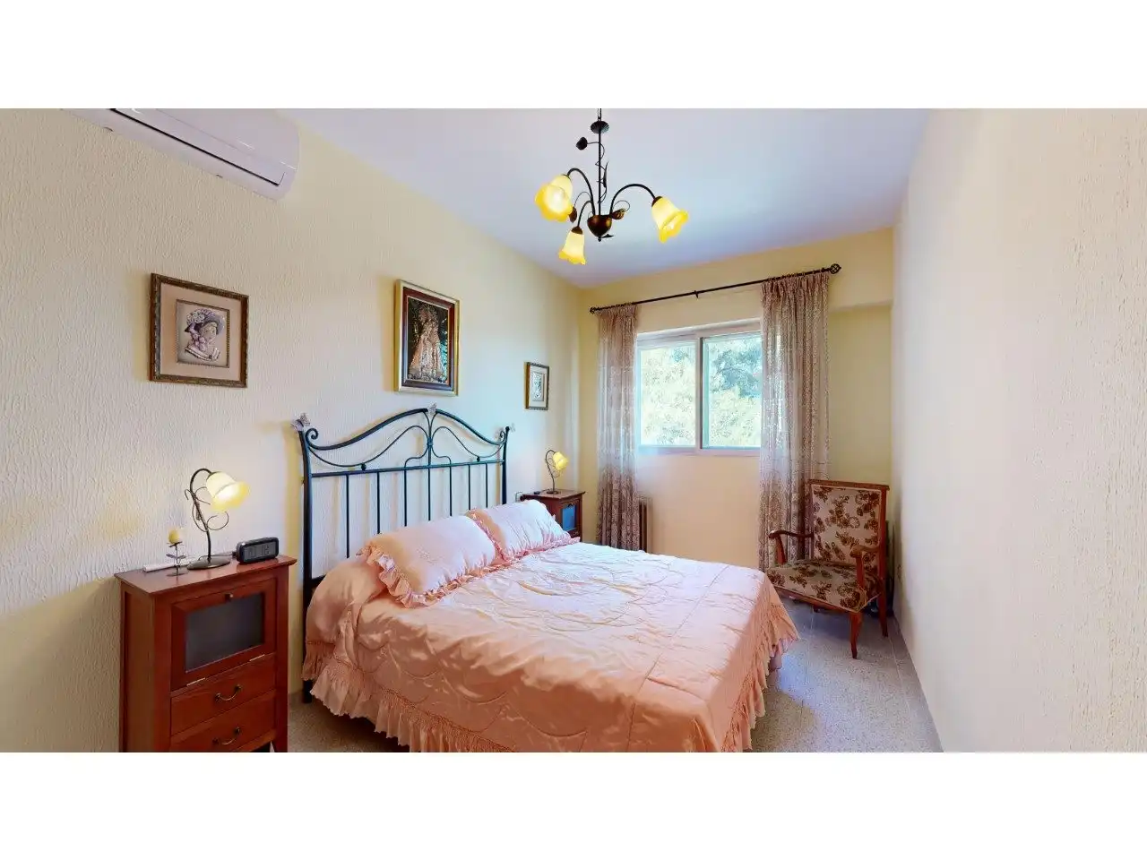 Dormitori de Casa o xalet en venda en Gilet amb Aire condicionat, Jardí privat i Terrassa