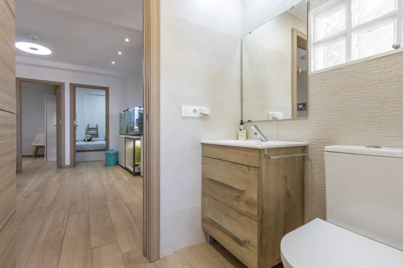 Badezimmer von Wohnung zum Verkauf in Foios mit Klimaanlage und Balkon