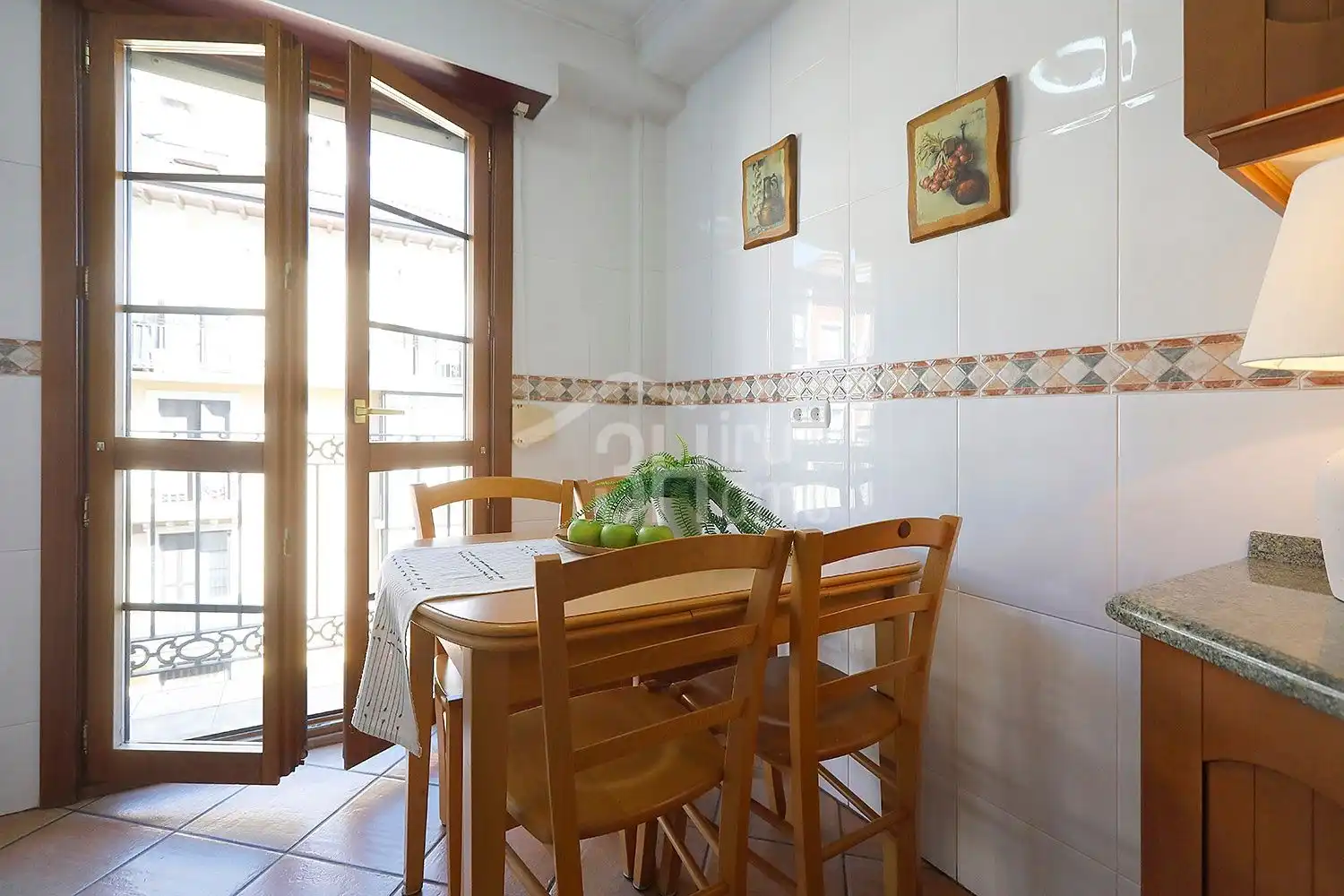 Comedor de Piso en venta en Irun  con Calefacción