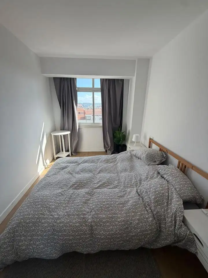 Habitación en Rúa José María Hernansáez, Los Castros - Castrillón
