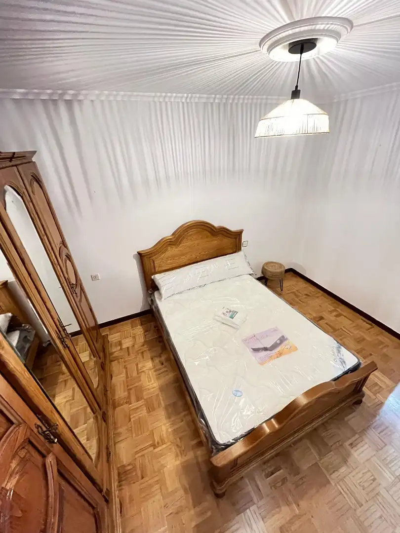 Habitación de Piso de alquiler en Oviedo  con Calefacción, Parquet y Trastero