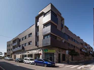 Pis amb ascensor en venda a Prosperidad 13