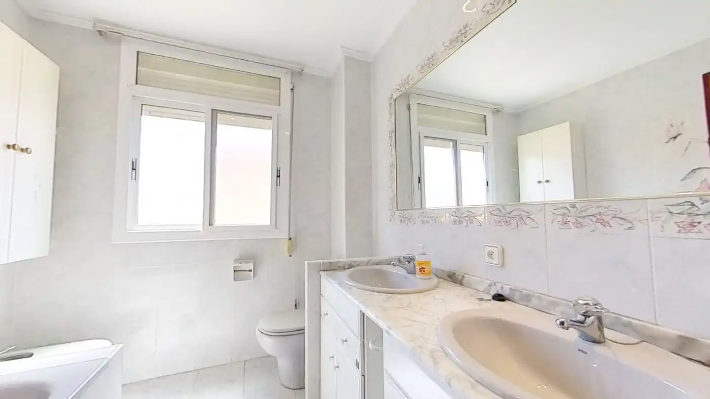 Baño de Piso de alquiler en Valencia