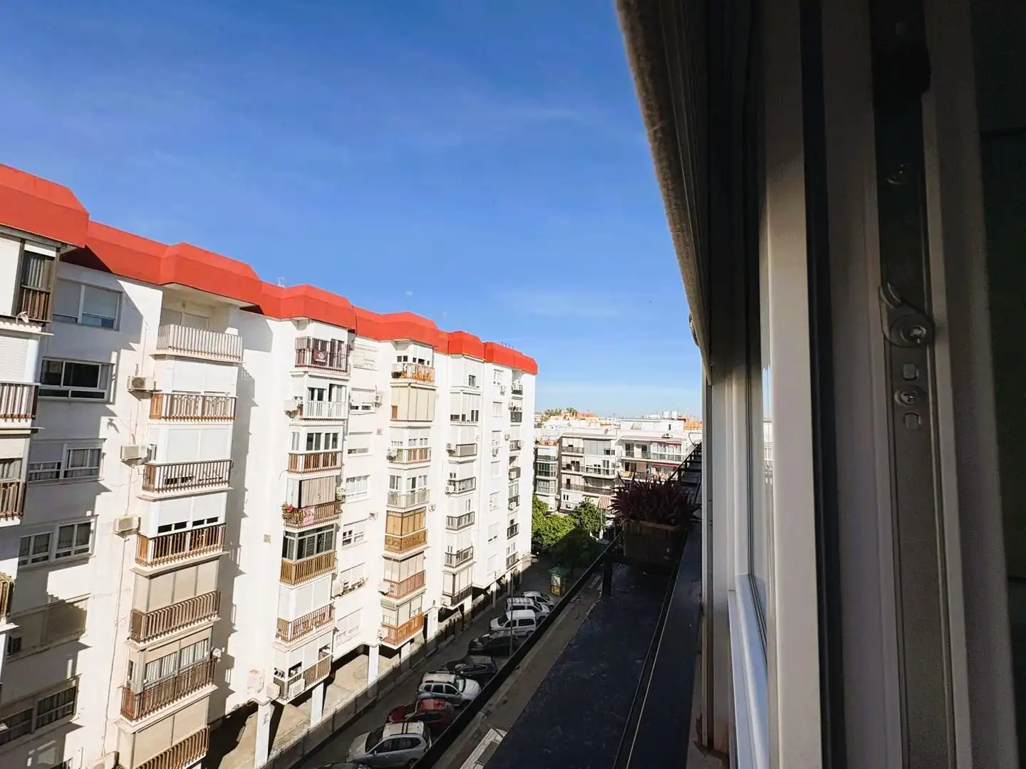 Vista exterior de Pis de lloguer en Sevilla amb Aire condicionat