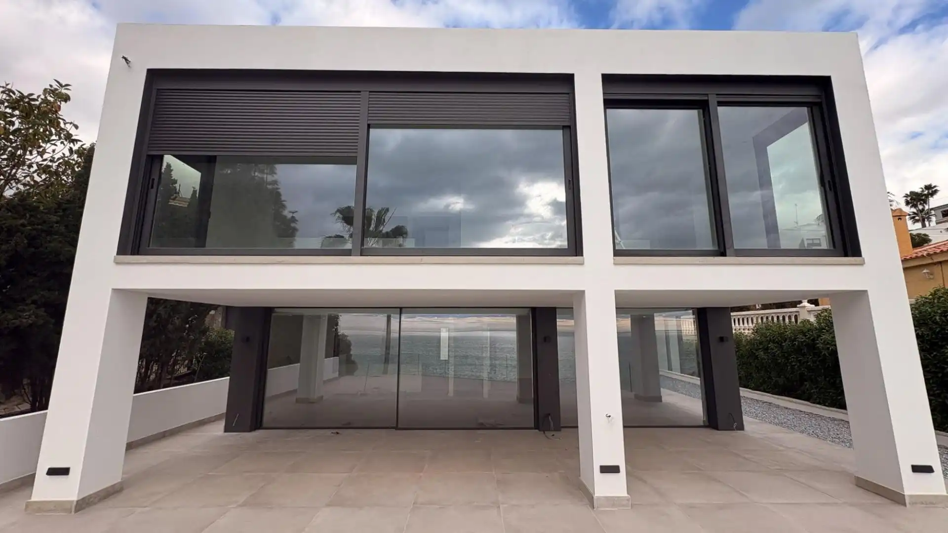 Vista exterior de Casa o chalet en venta en El Campello con Aire acondicionado, Calefacción y Jardín privado