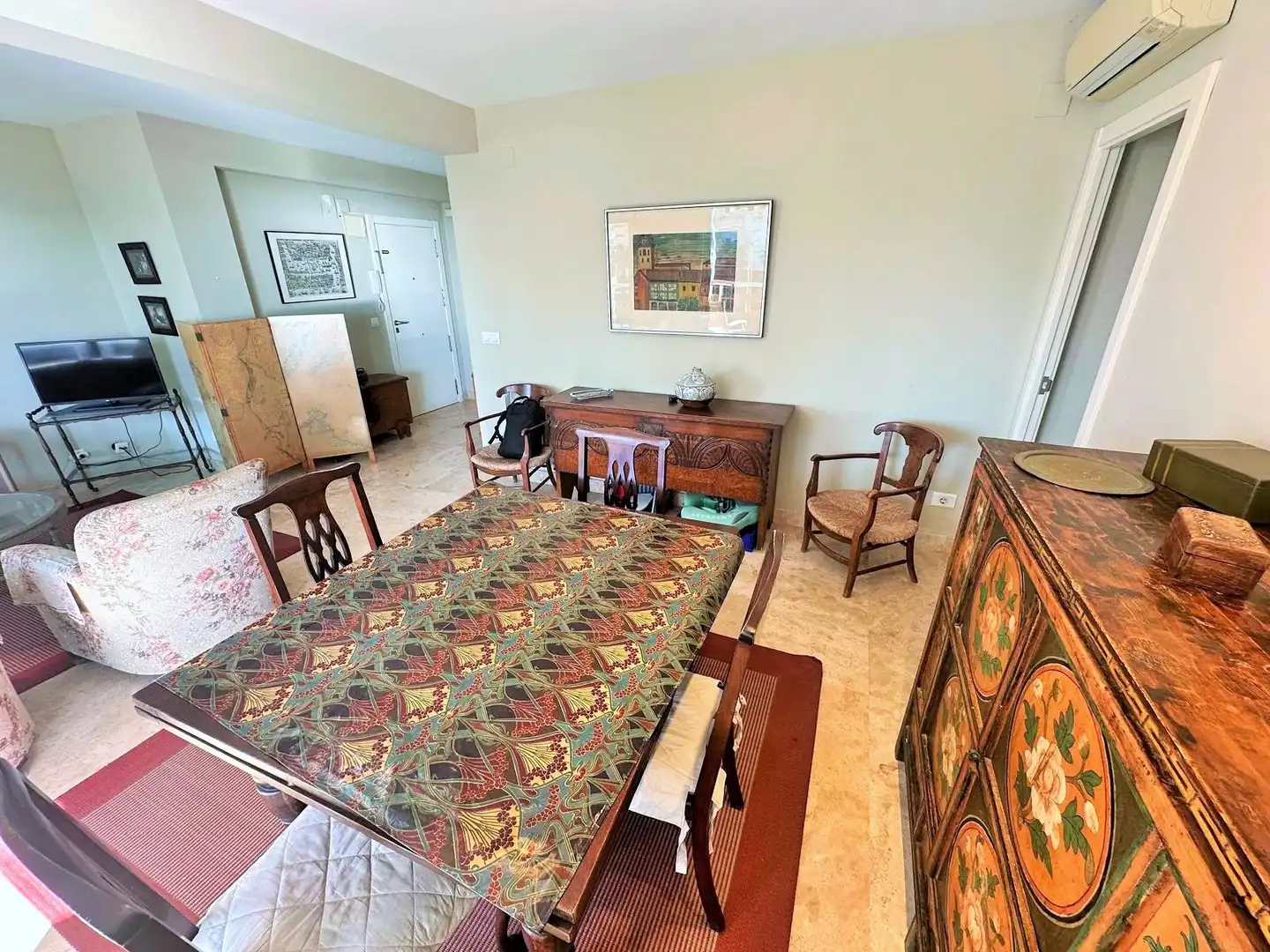 Menjador de Apartament de lloguer en Valencia amb Calefacció, Jardí privat i Terrassa