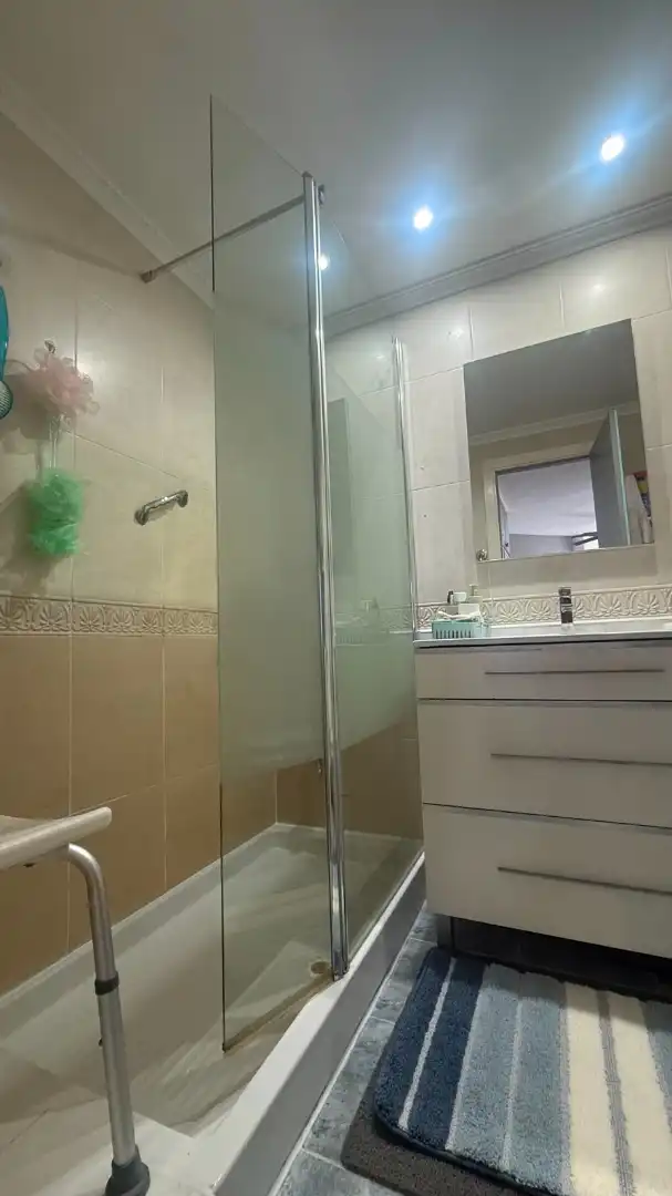 Baño de Apartamento en venta en Sant Antoni de Portmany con Aire acondicionado, Terraza y Amueblado