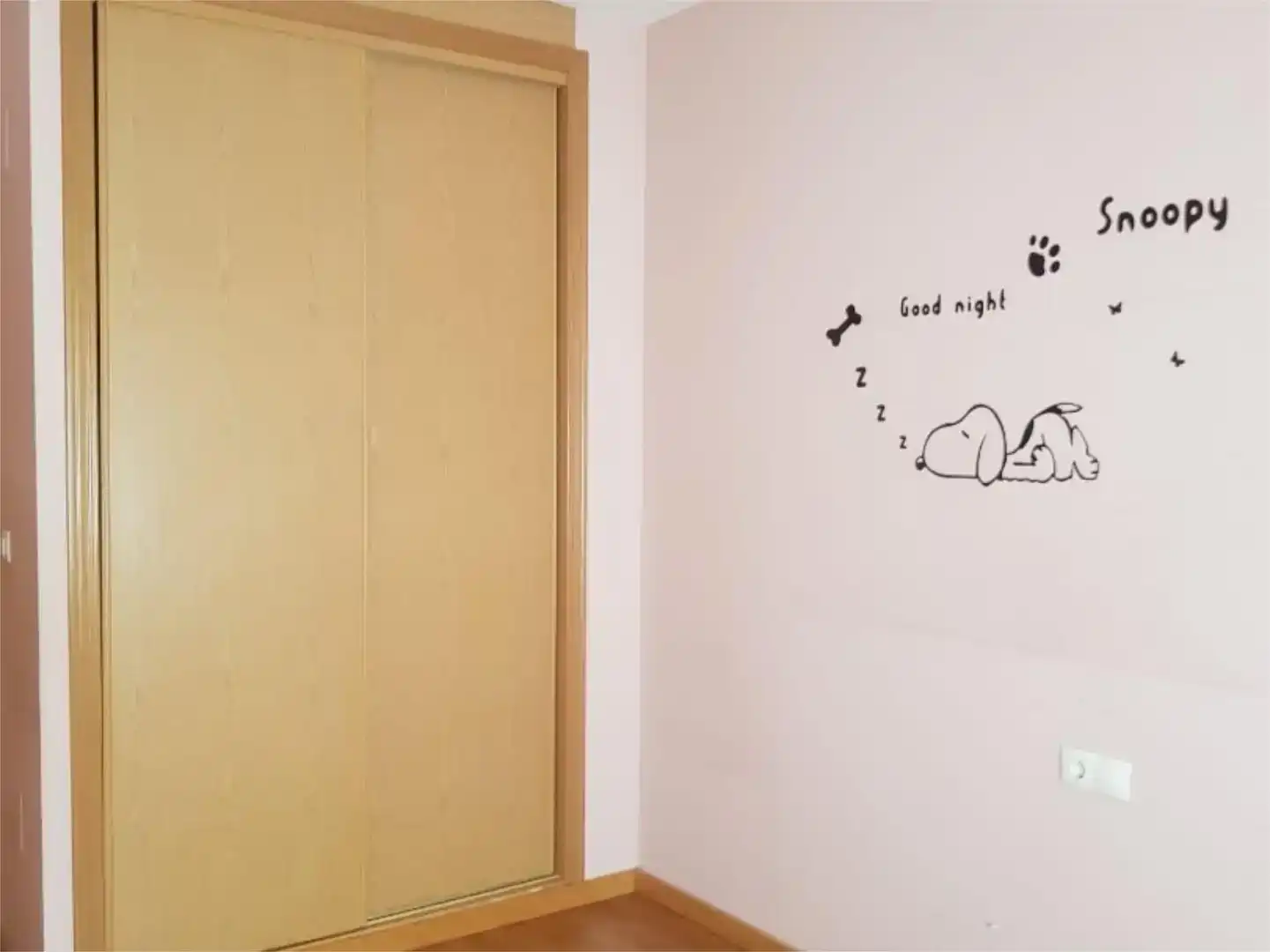 Dormitori de Casa adosada en venda en Cabañas Raras amb Jardí privat, Parquet i Moblat