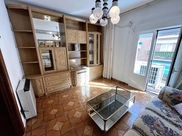 Piso en Alquiler en Calle de Albalate del Arzobispo en San Diego