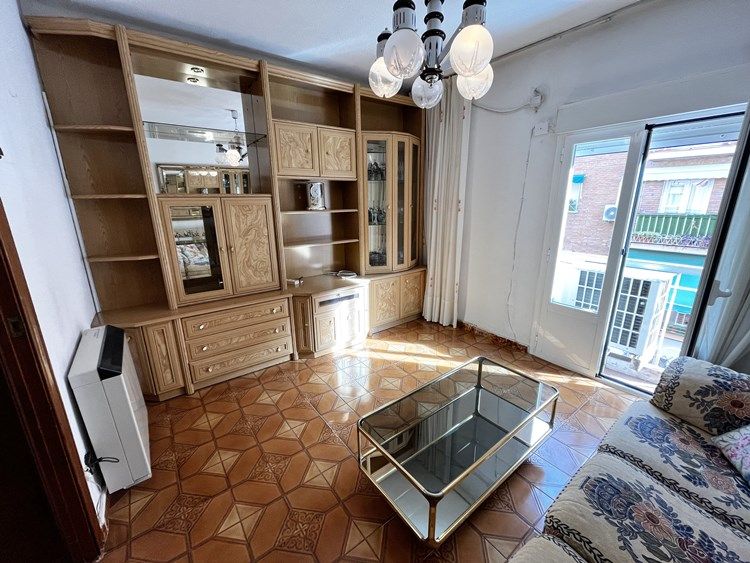 Living room of Flat to rent in  Madrid Capital  with Air Conditioner, Heating and Washing machine