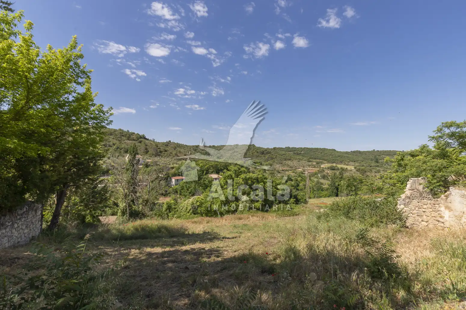 Residencial en venta en Hueva
