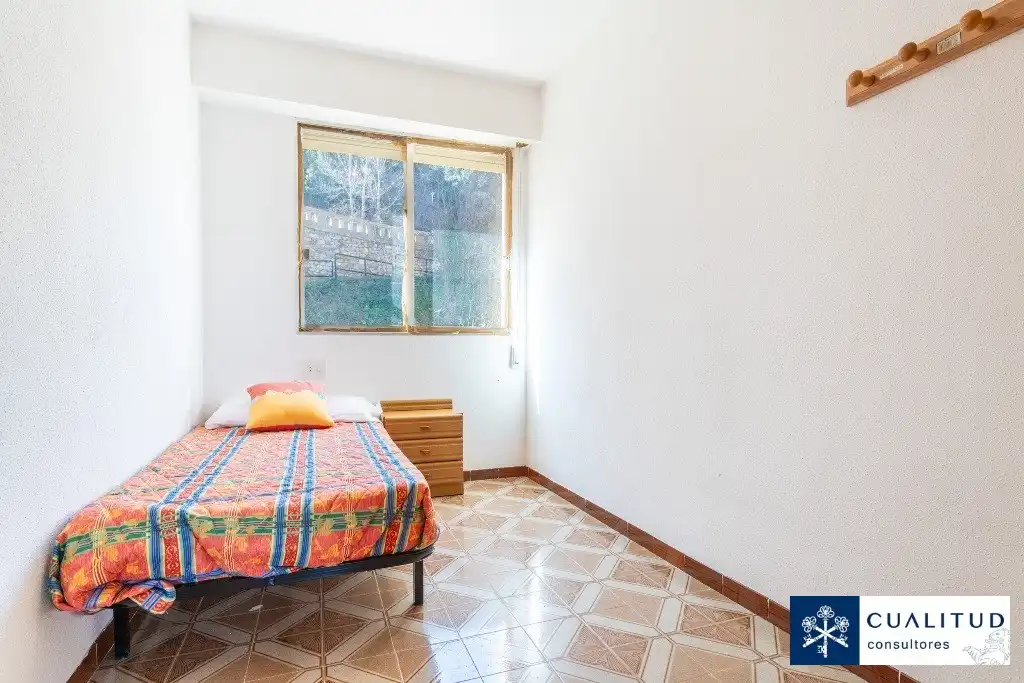 Habitación de Apartamento en venta en Benassal con Amueblado