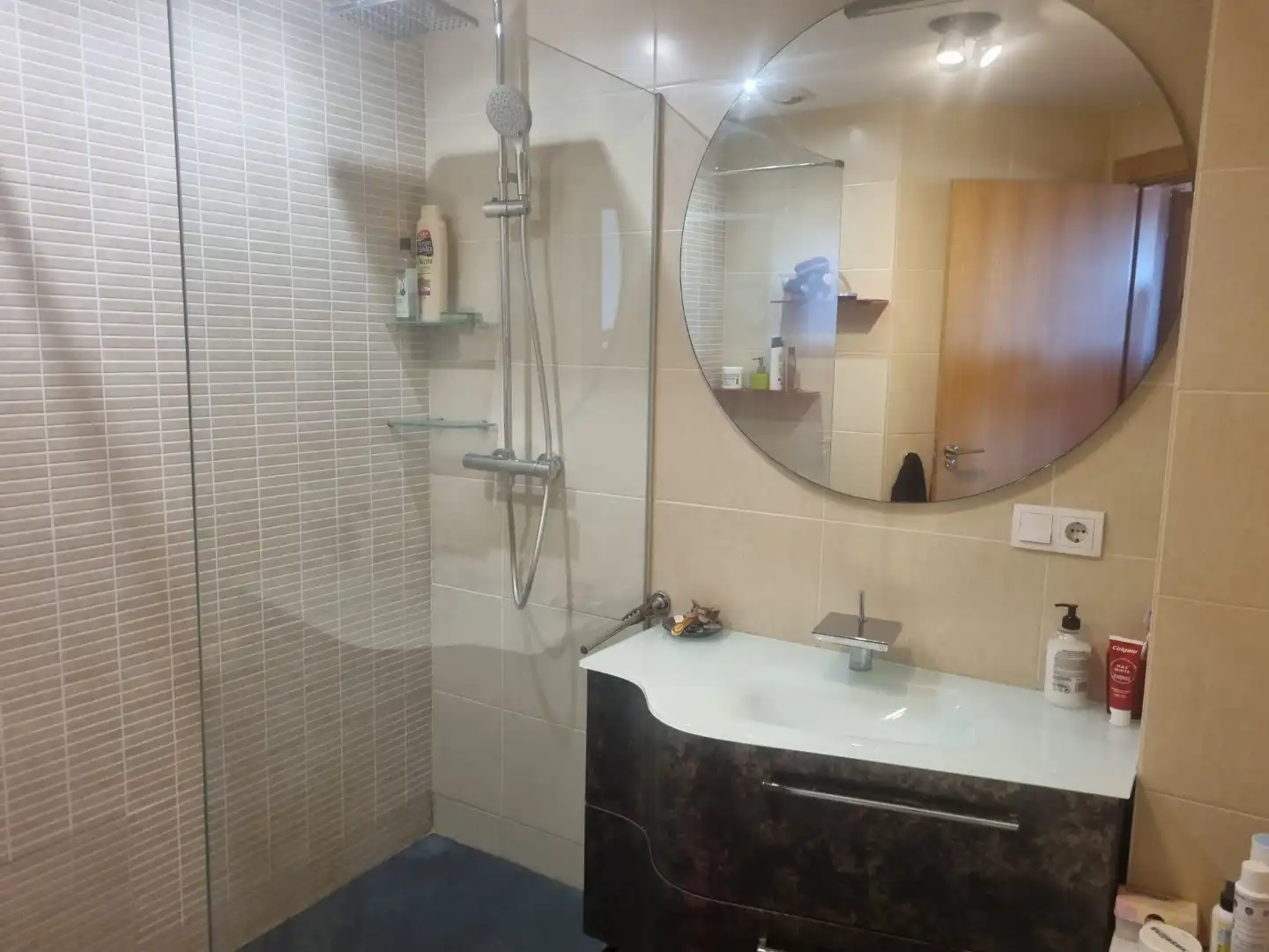 Baño de Apartamento en venta en Burgos con Calefacción, Terraza y Trastero