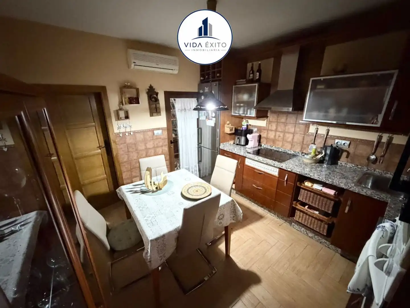 Kitchen of Houses for sale in Jaén  with Terrace and Balcony