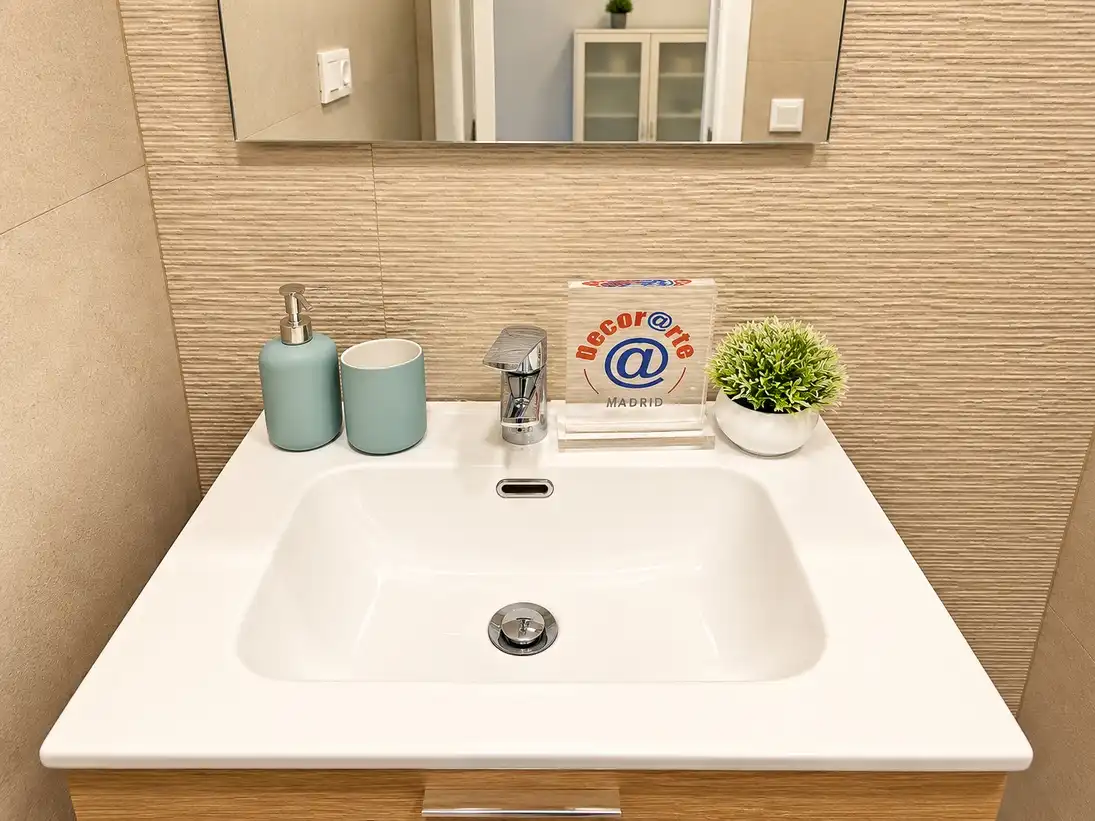 Badezimmer von Wohnung zum Verkauf in Ciudad Lineal