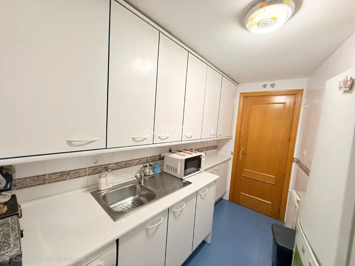 Cocina de Piso en venta en Alcorcón con Calefacción y Balcón