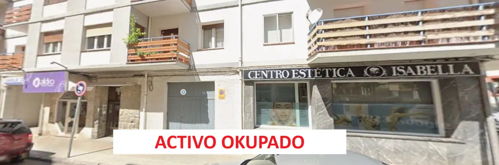 Local comercial en venda a Calle Oloron Santa María