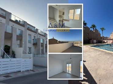 Adosado con balcón en venta en Greta
