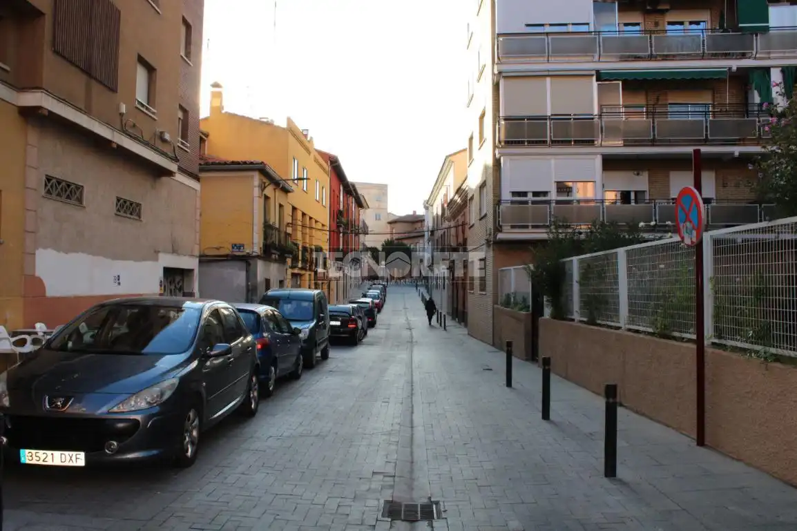 Vista exterior de Pis en venda en Guadalajara amb Calefacció, Parquet i Terrassa